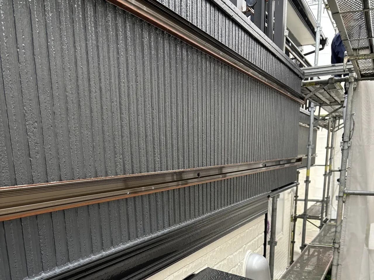外壁塗装 塗装中の外壁
