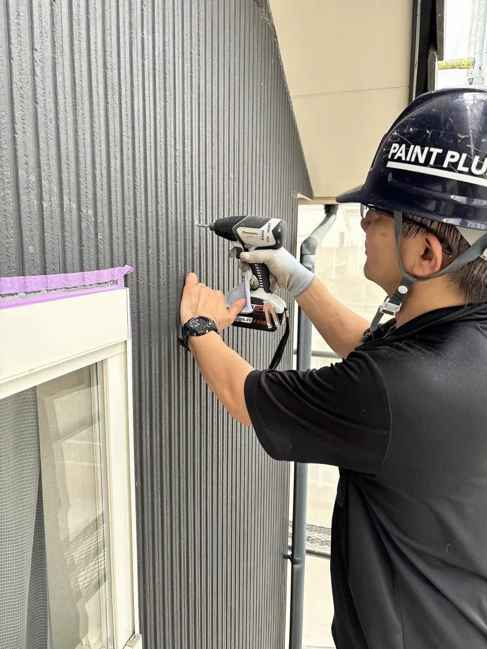 外壁塗装 塗装中の外壁