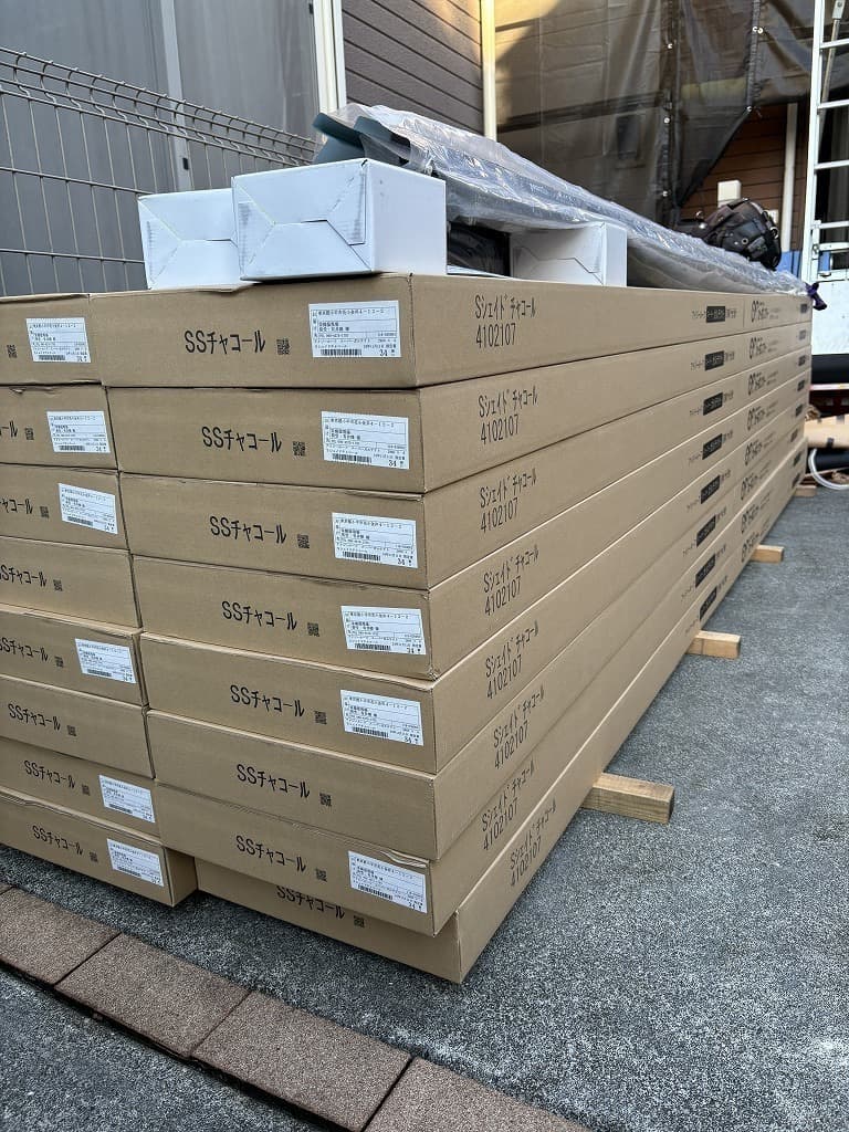 屋根工事 カバー工法中の屋根
