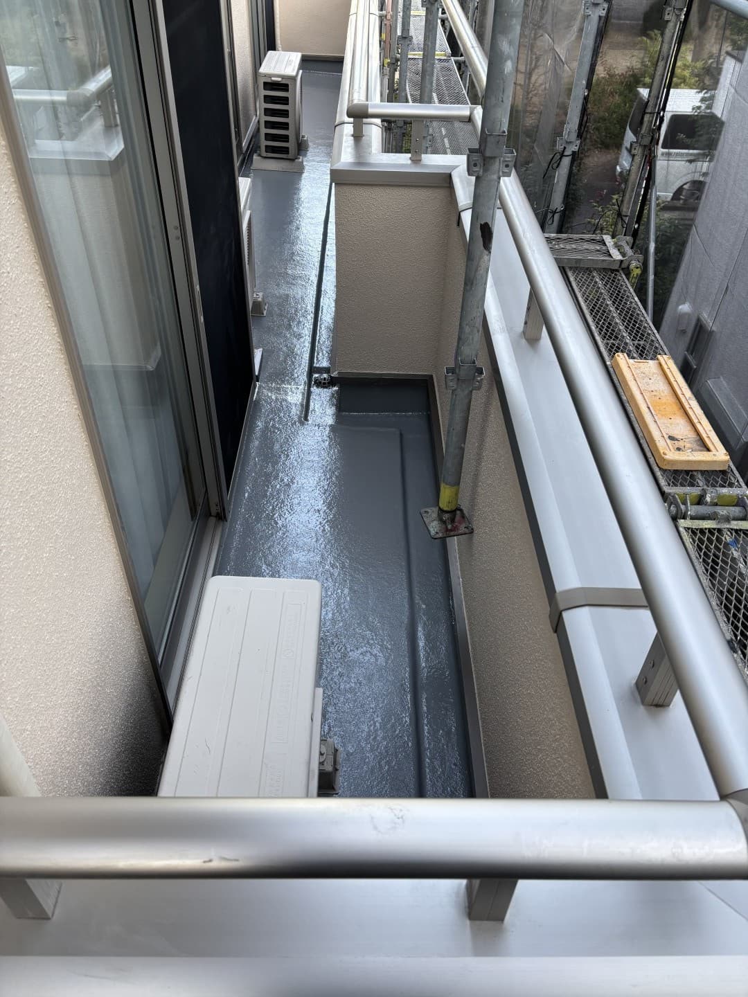 防水工事後のバルコニー
