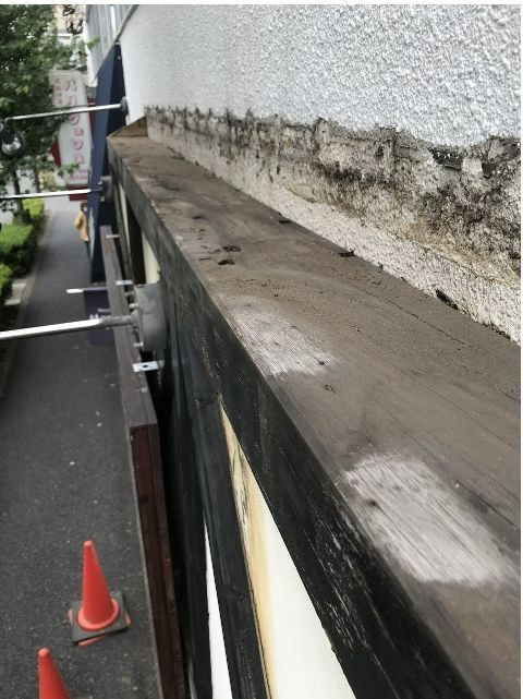 屋根修理 庇屋根の撤去