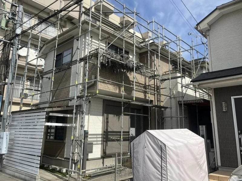 小平市ペイントプラスの小平市T様 施工例：足場着工